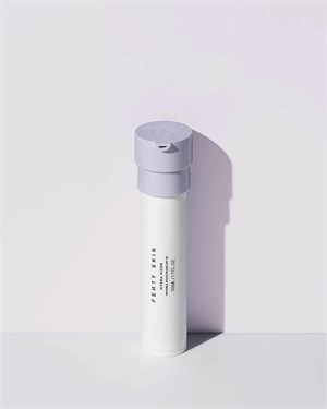 {{photo.Alt || photo.Description || 'Fenty Skin Hydra Vizor Broad Spectrum солнцезащитный увлажняющий крем c SPF 30, Рефил 50 мл'}}